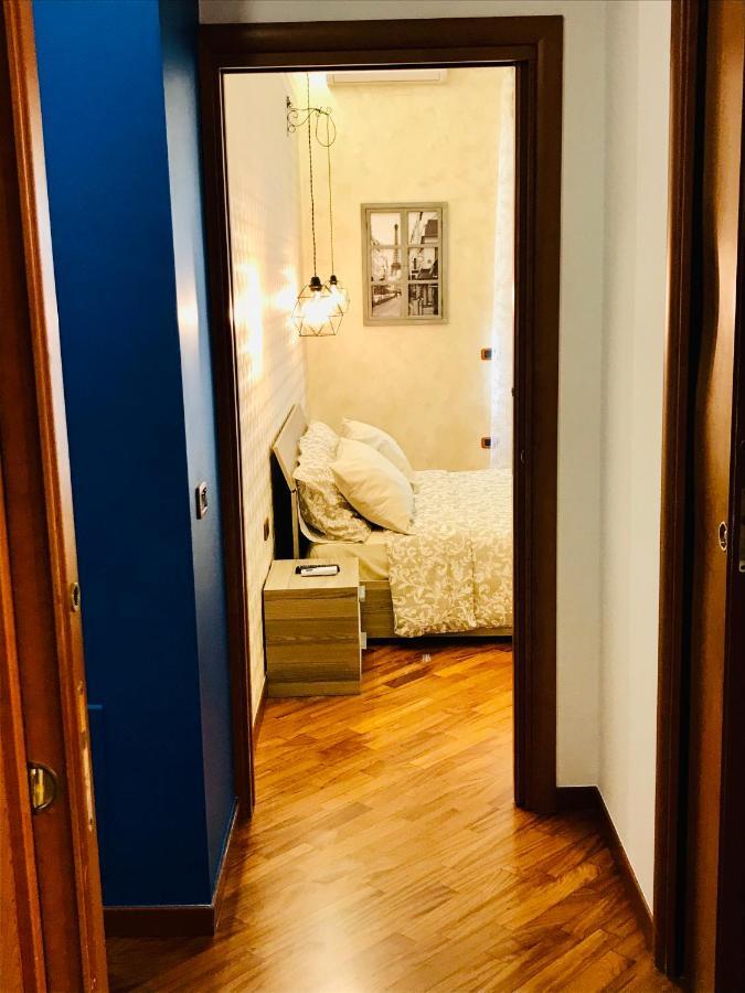 Salerno Historic Center Lovely Flat Buitenkant foto